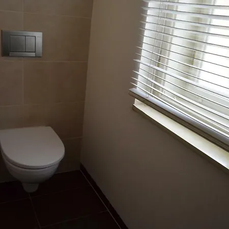 Elegant In Central District Of Apartment *
